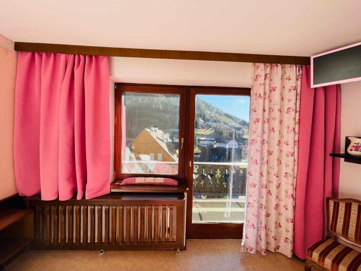 Alpenpension Gasthof راتتن المظهر الخارجي الصورة