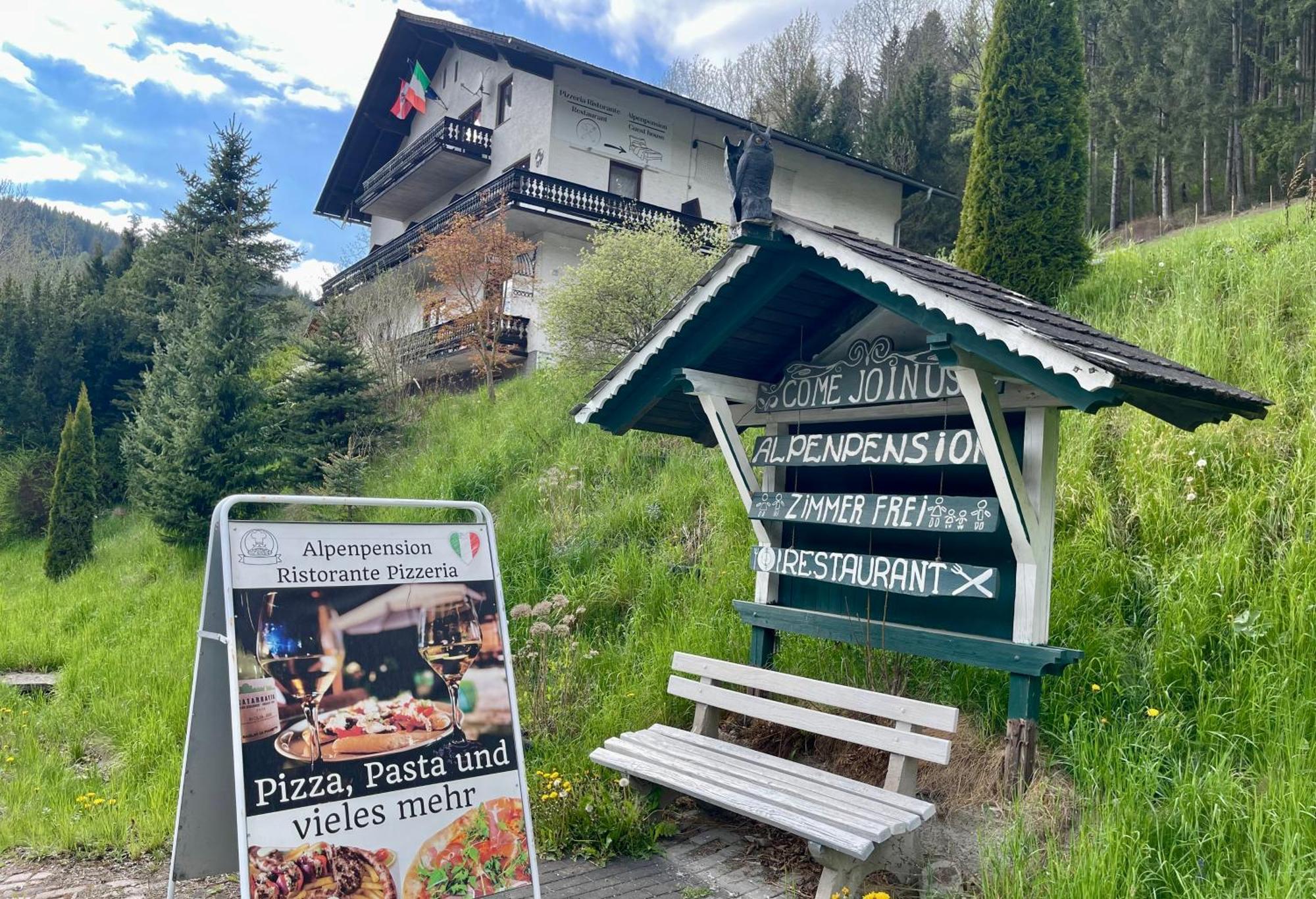 Alpenpension Gasthof راتتن المظهر الخارجي الصورة